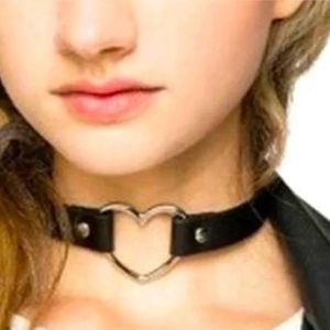NWT Edgy Black Goth PU Leather Choker Necklace with Silver Tone Heart!